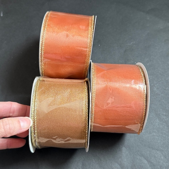 Bundle Of 8 New Decorative Fall / Holiday Wired Ribbon. Size 2.5” 10 Yards - Picture 4 of 8